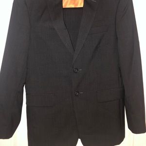 Jos A. Bank Slim Fit Suit (J: 37S, Pants 31S)